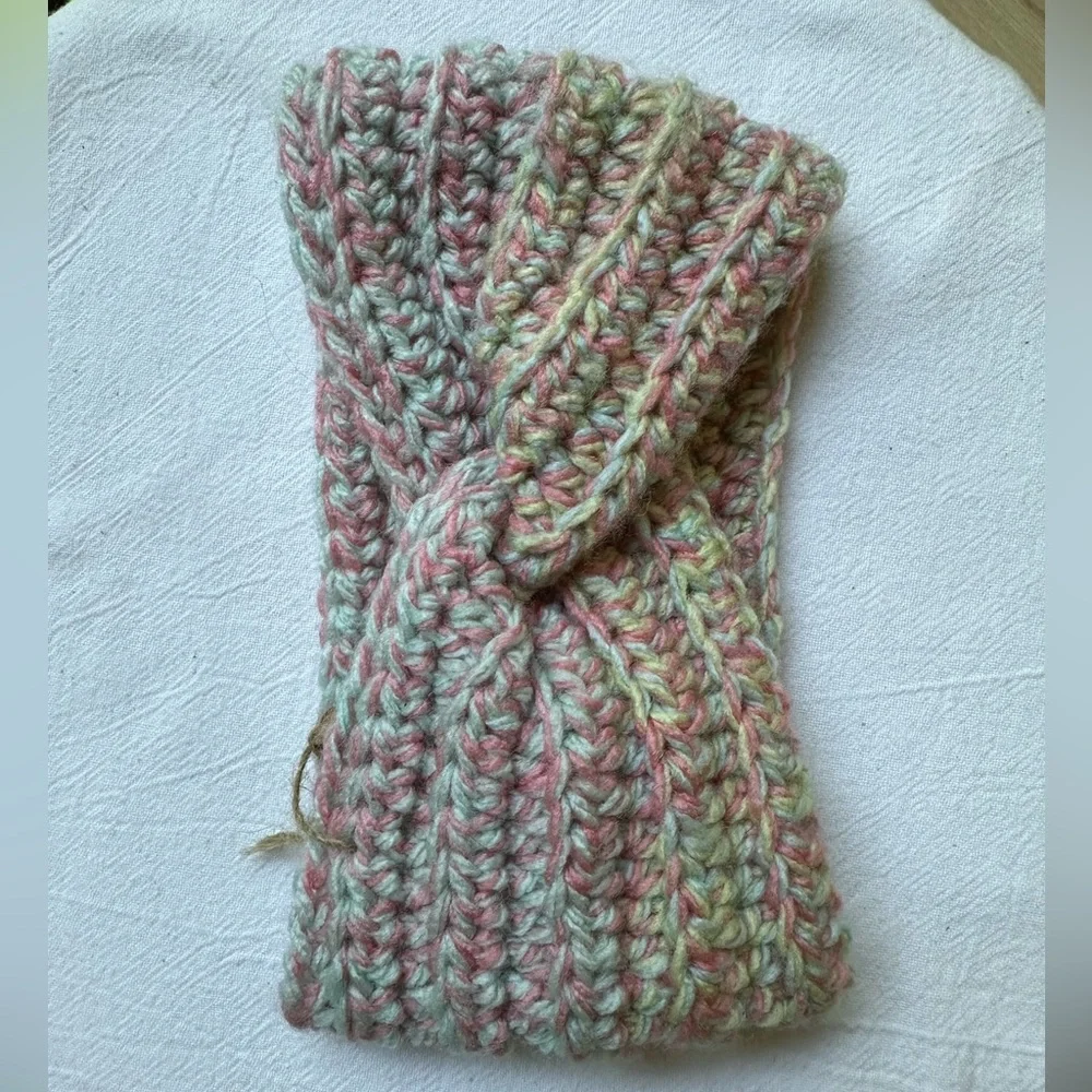 Artisan Hand-Knit Variegated Pastels Soft Decorative Twist Headband ~ Toddler
